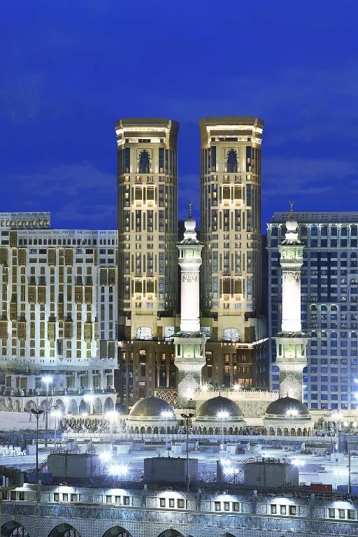 كونراد جبل عمر مكة