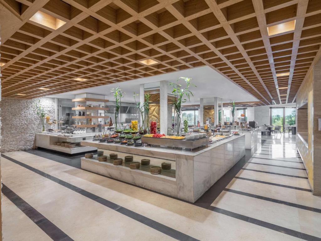 فندق ذا فينيو جدة الكورنيش