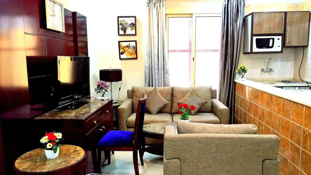 لؤلؤة الأربعين للأجنحة الفندقية