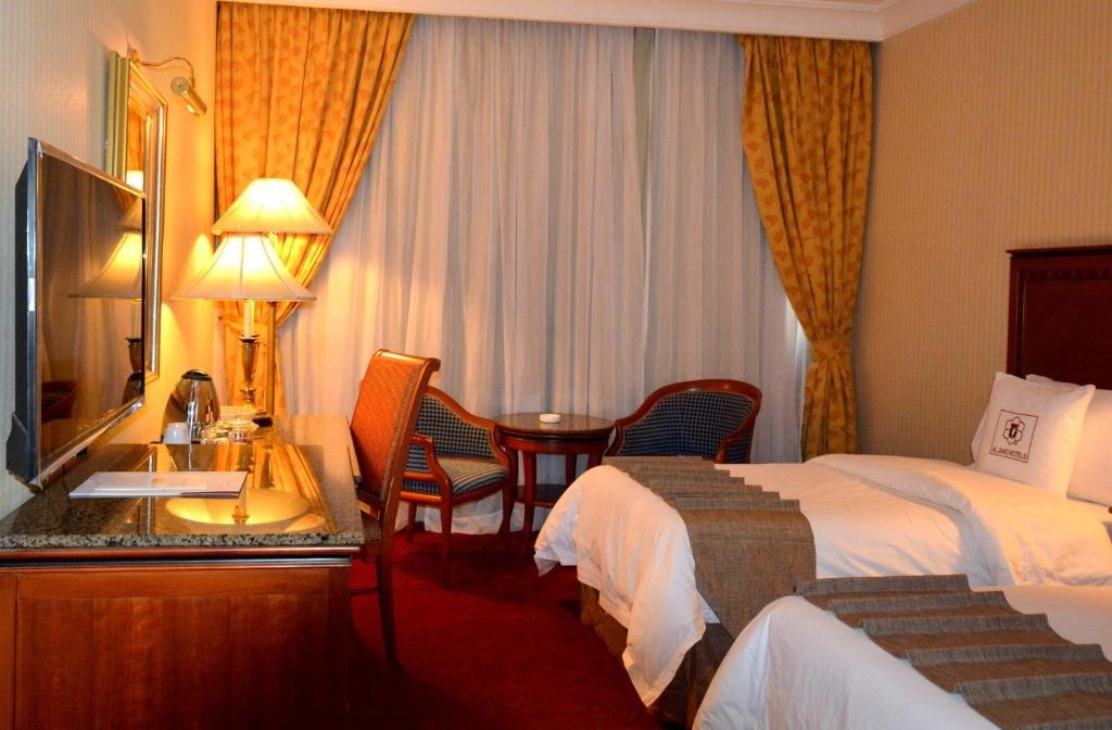 hotel image 13
