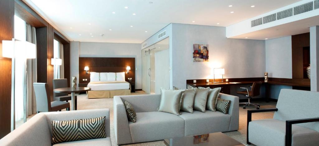  فندق هوليداي إن - الميدان